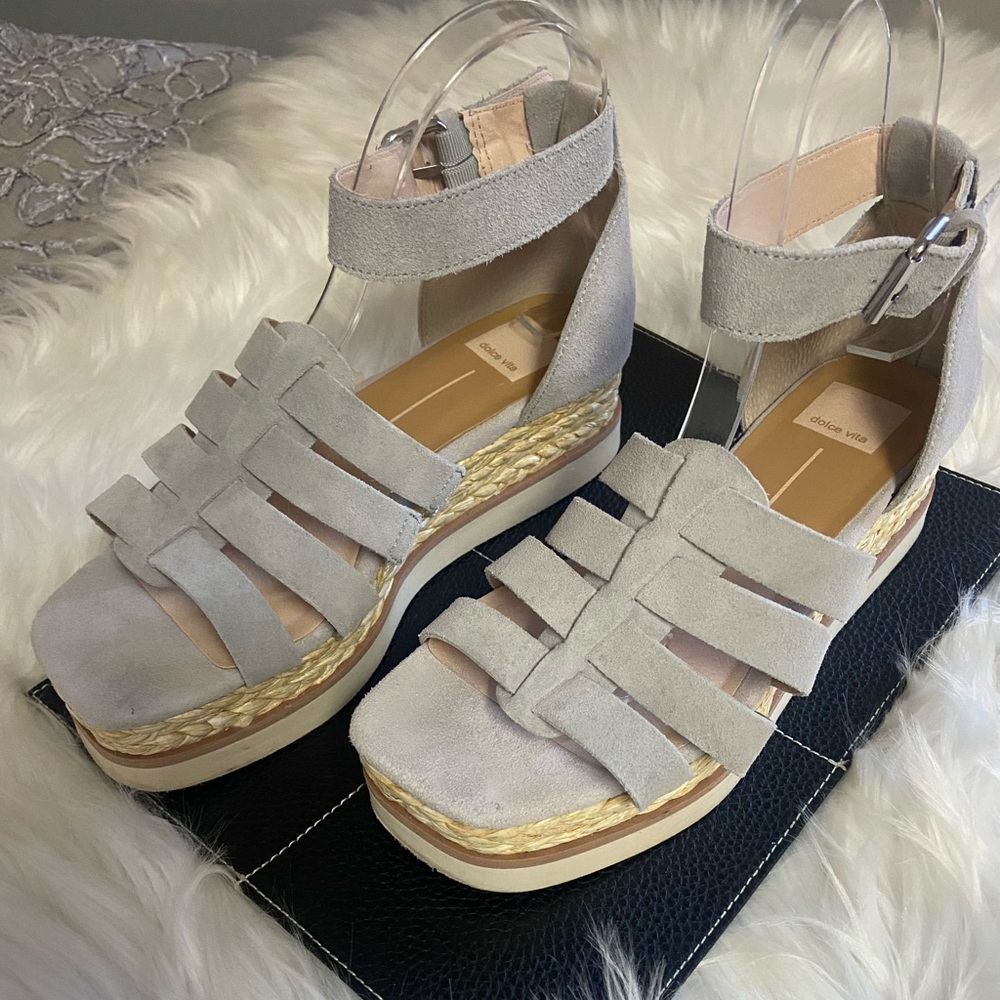 Dolce Vita Sz 8 Gray Suede  Espadrille Sandals